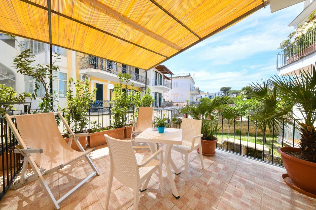 איסקיה Hotel Noris מראה חיצוני תמונה