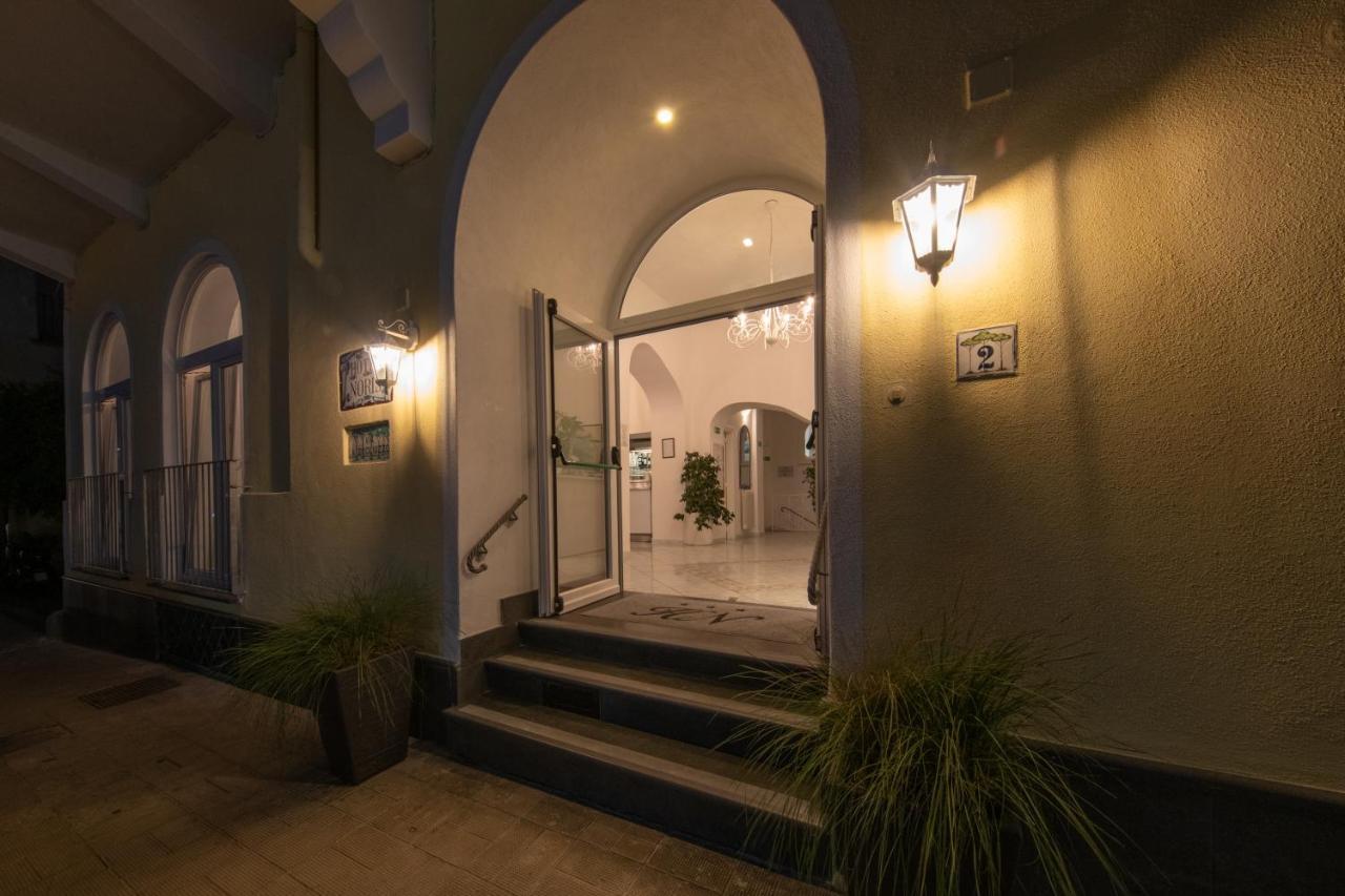 איסקיה Hotel Noris מראה חיצוני תמונה